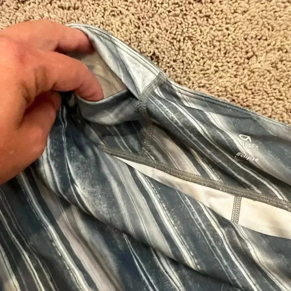 Gap Fit Gapfit Eclipse Capris Workout Leggings Hi… - image 5